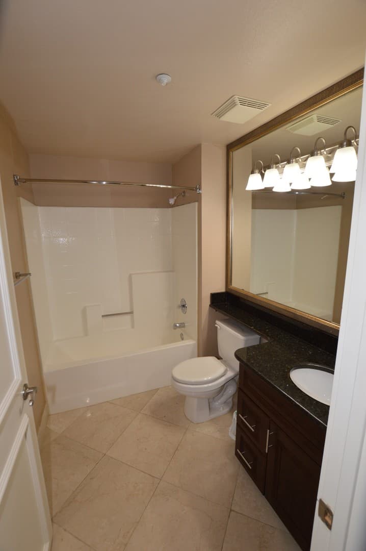 Las Vegas Condo: 230 E. Flamingo Rd. #137