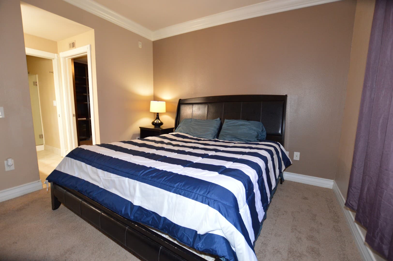 Las Vegas Condo: 230 E. Flamingo Rd. #137