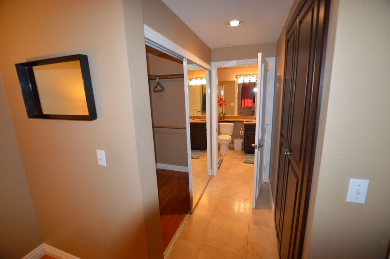 Las Vegas Condo: 260 E. Flamingo Rd. #335