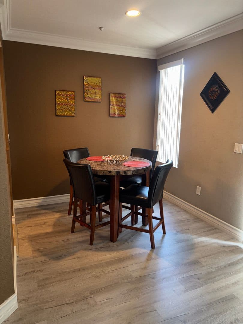Las Vegas Condo: 220 E. Flamingo Rd.