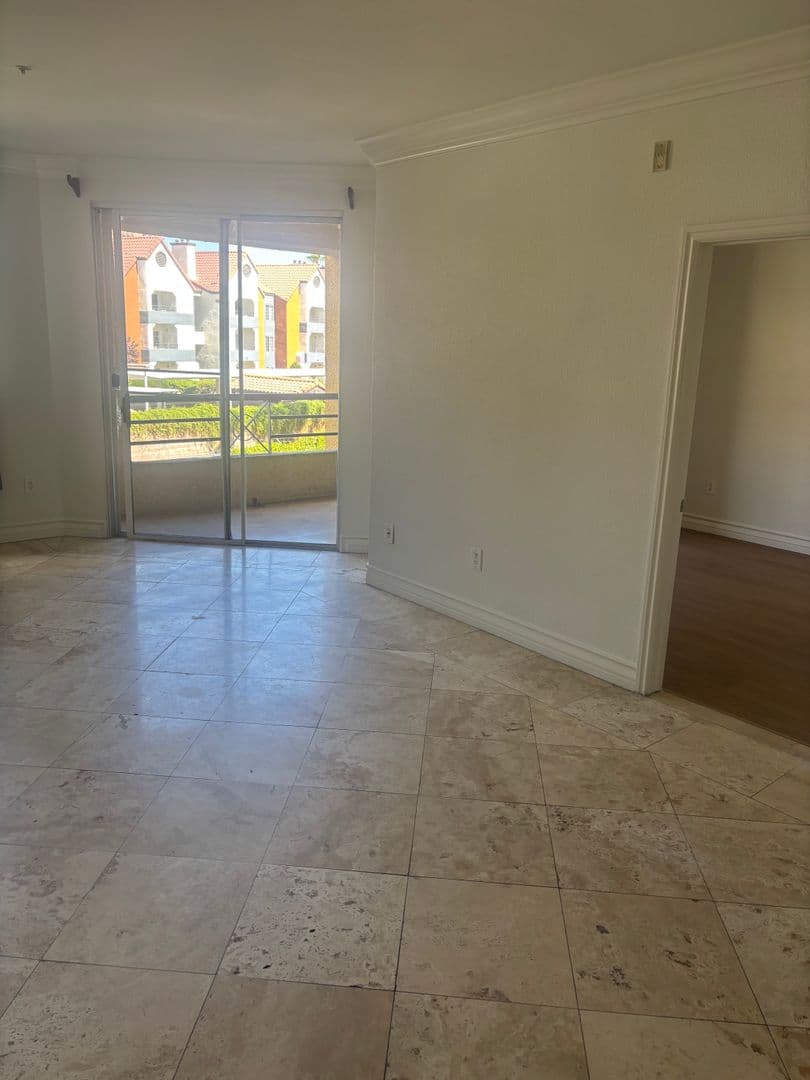 Las Vegas Condo: 210 E. Flamingo Rd.
