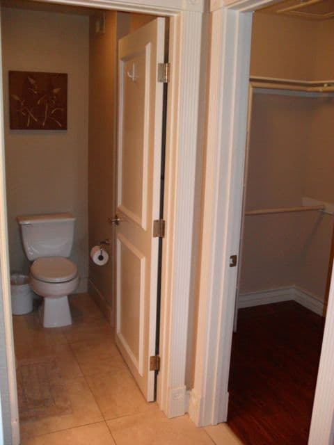 Las Vegas Condo: 220 E. Flamingo Rd.