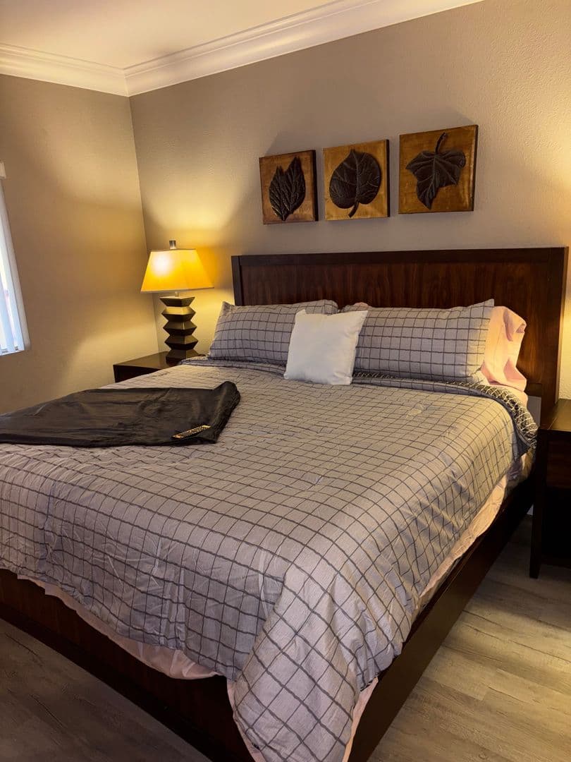 Las Vegas Condo: 220 E. Flamingo Rd.