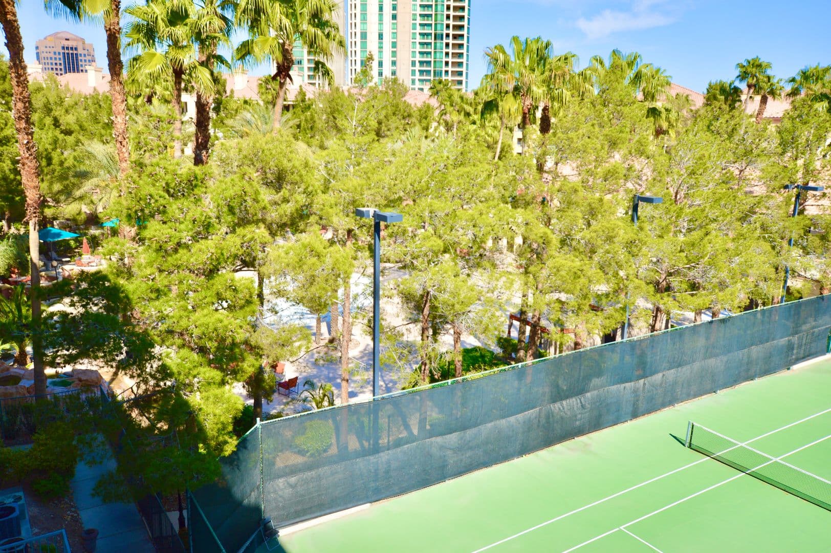 Las Vegas Condo: 220 E. Flamingo Rd. #313