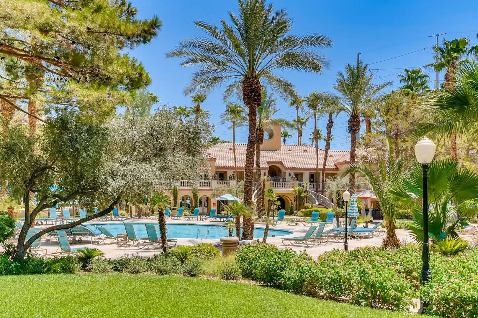 Las Vegas Condo: 270 E. Flamingo Rd. #312