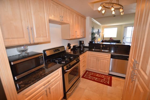 Las Vegas Condo: 270 E. Flamingo Rd.