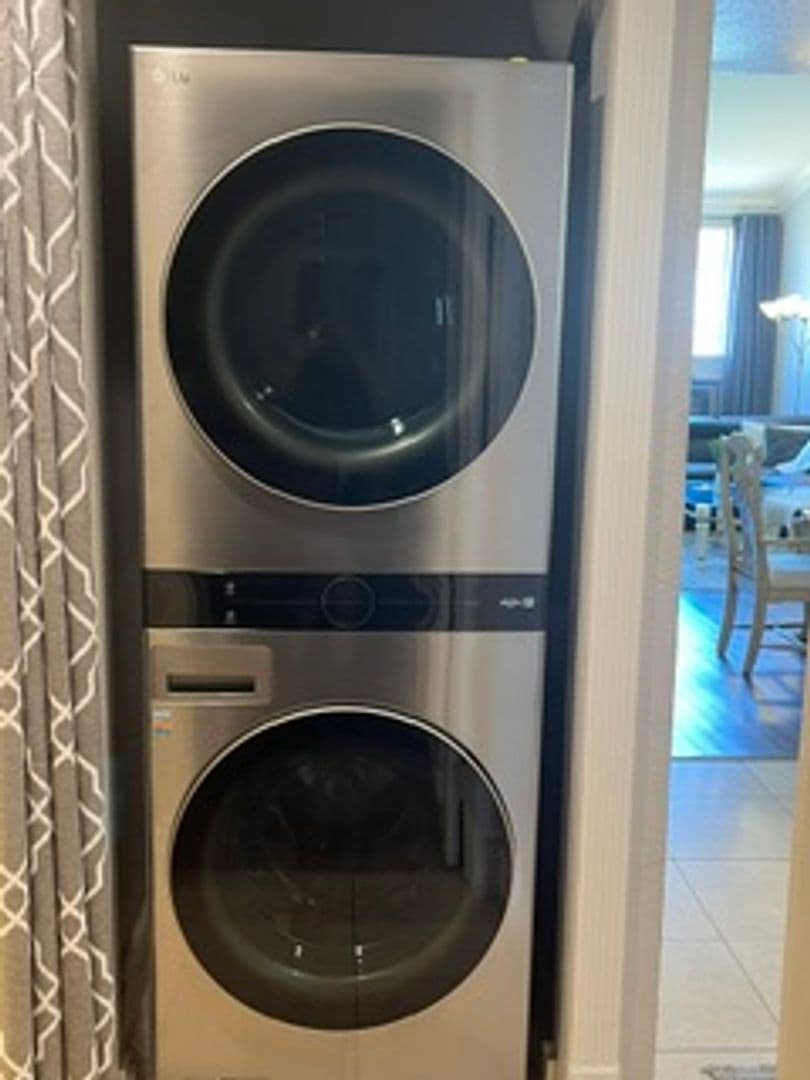Las Vegas Condo: 210 E Flamingo #413