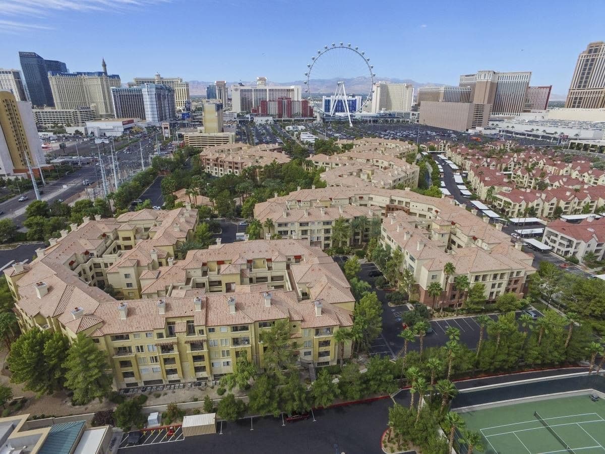 Las Vegas Condo: 270 E. Flamingo Rd