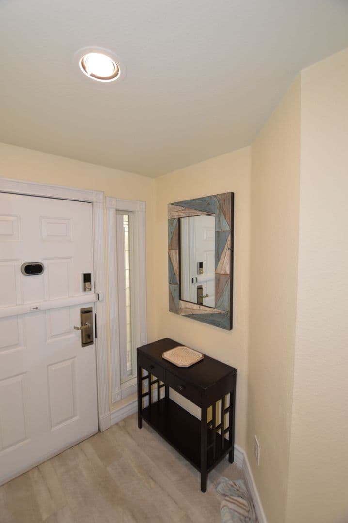 Las Vegas Condo: 270 E. Flamingo Rd. #312