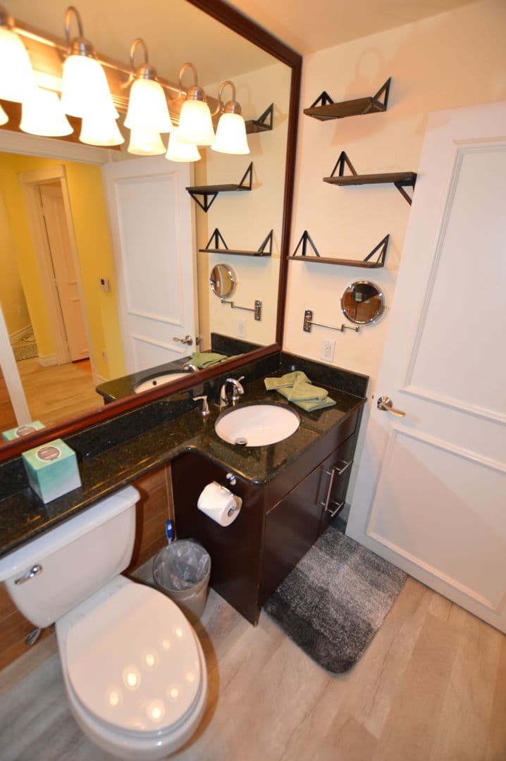 Las Vegas Condo: 270 E. Flamingo Rd. #312