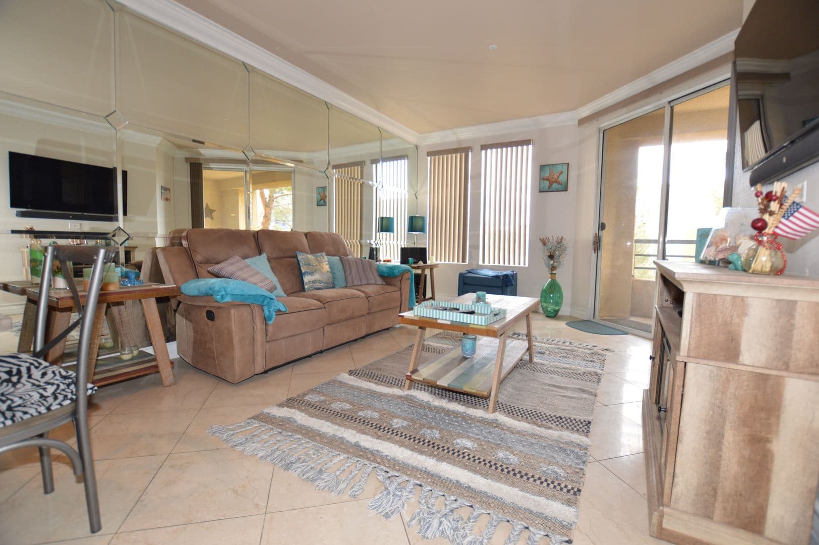 Las Vegas Condo: 270 E. Flamingo Rd #223