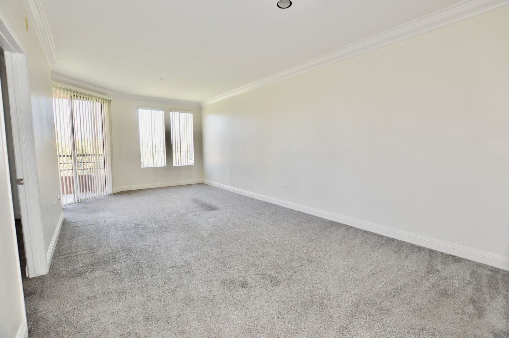 Las Vegas Condo: 220 E. Flamingo Rd. #313