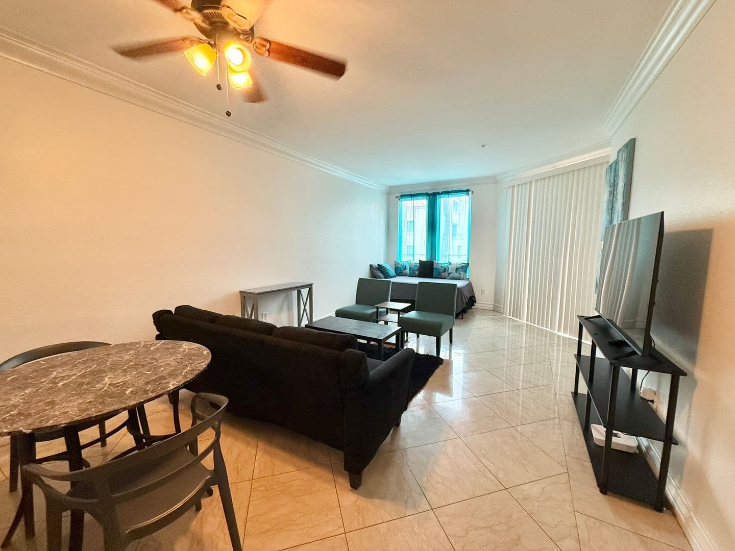 Las Vegas Condo: 270 E. Flamingo Rd.