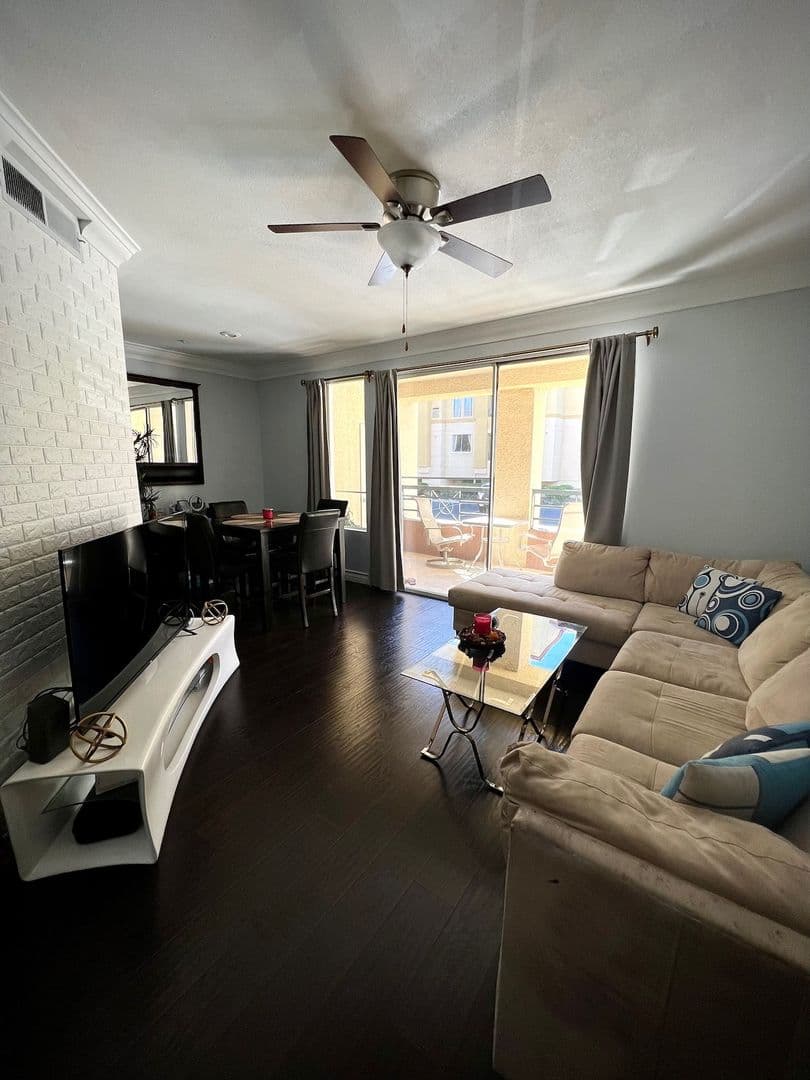 Las Vegas Condo: 260 E Flamingo Rd