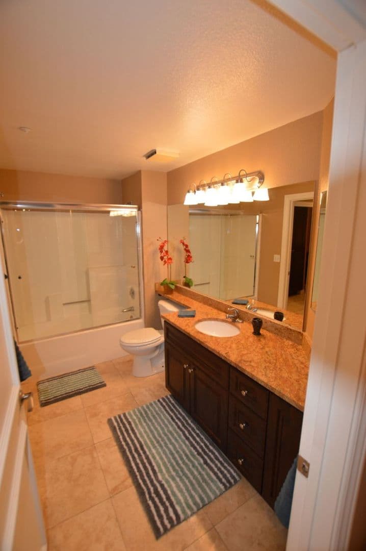 Las Vegas Condo: 260 E. Flamingo Rd. #335