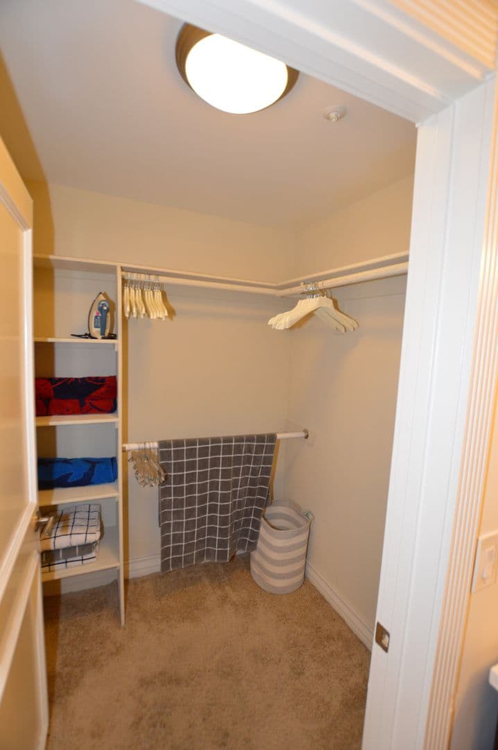 Las Vegas Condo: 230 E Flamingo Rd