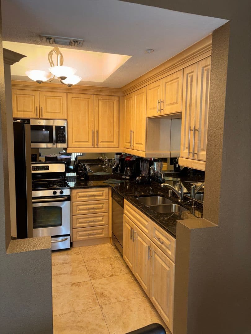 Las Vegas Condo: 220 E. Flamingo Rd.