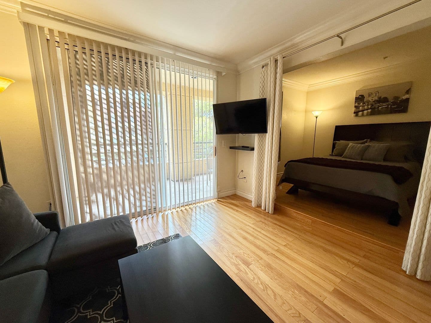 Las Vegas Condo: 230 E. Flamingo Rd.