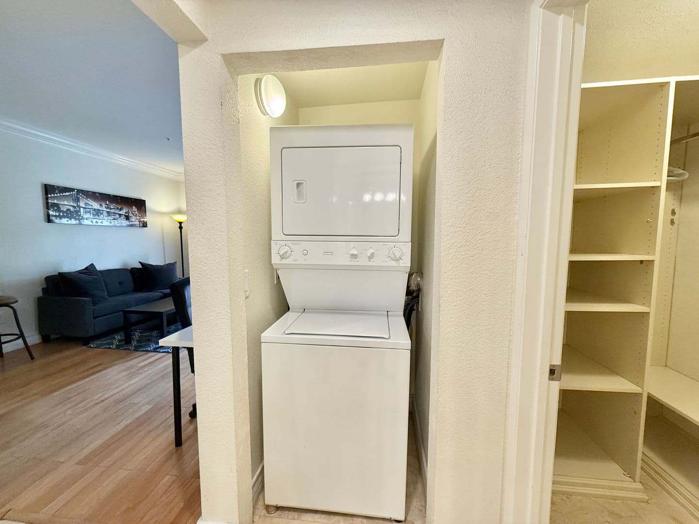 Las Vegas Condo: 230 E. Flamingo Rd.