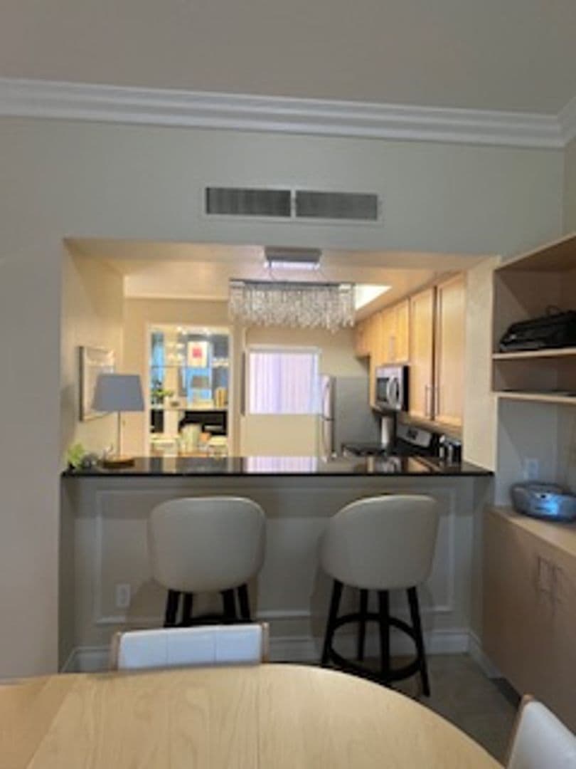 Las Vegas Condo: 230 E Flamingo Rd #406