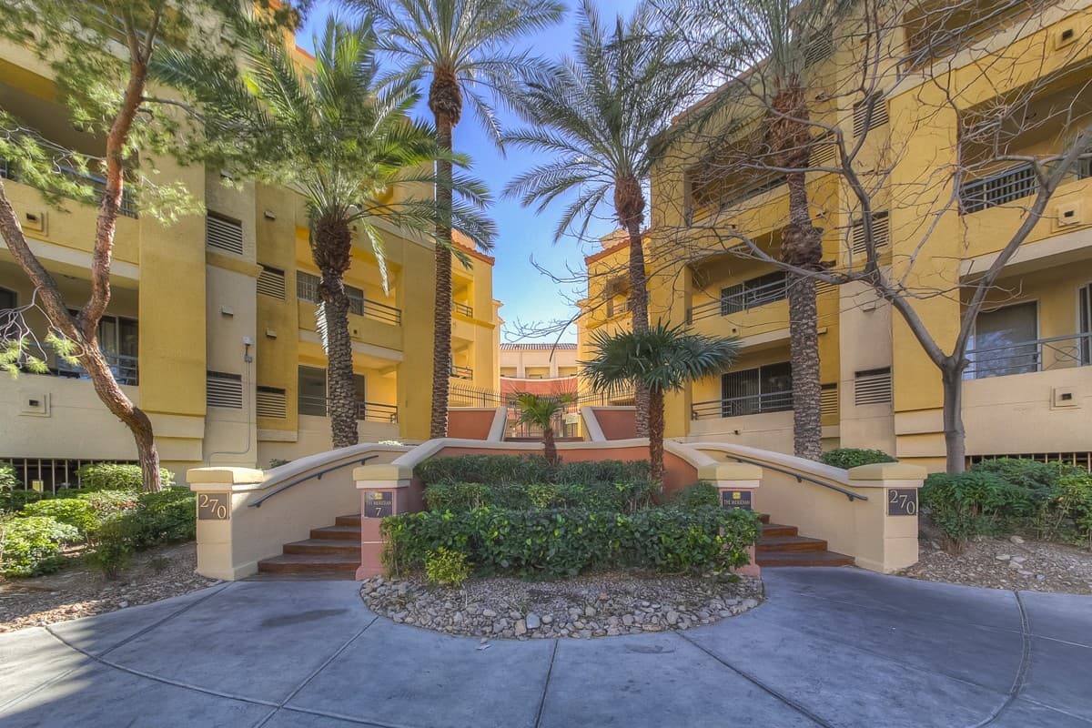 Las Vegas Condo: 210 E. Flamingo Rd #315