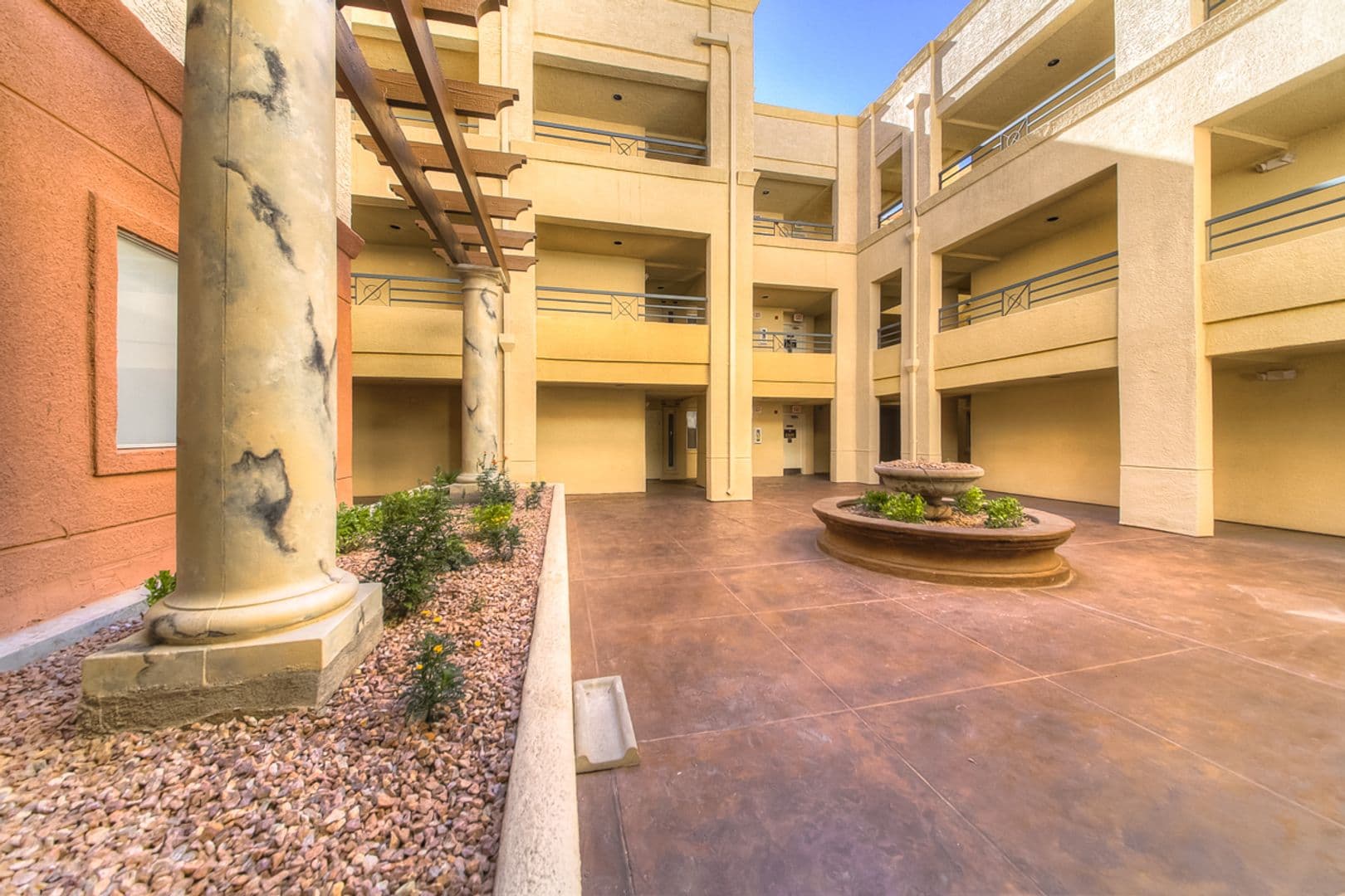 Las Vegas Condo: 270 E. Flamingo Rd. #312