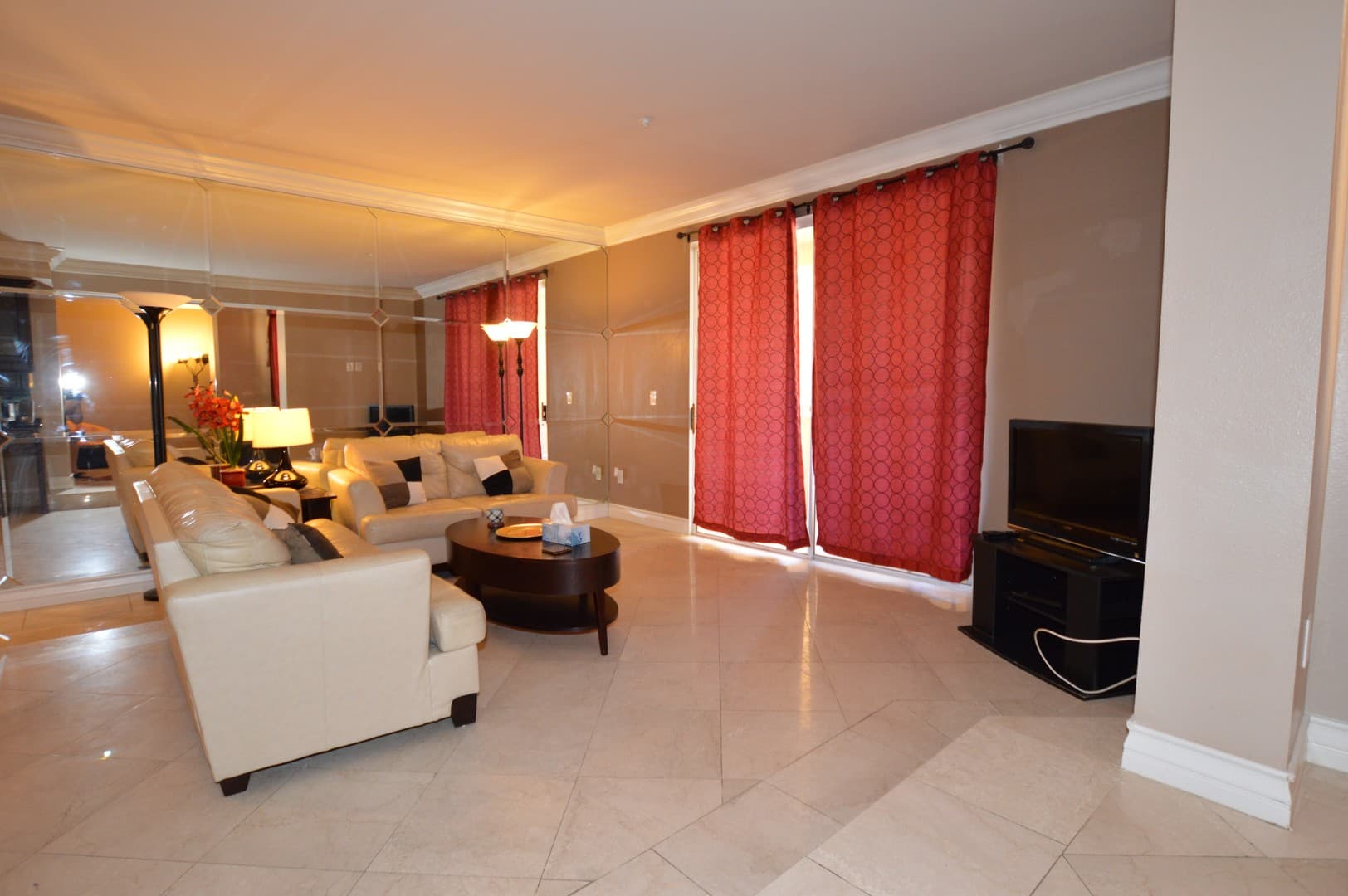Las Vegas Condo: 230 E. Flamingo Rd. #137