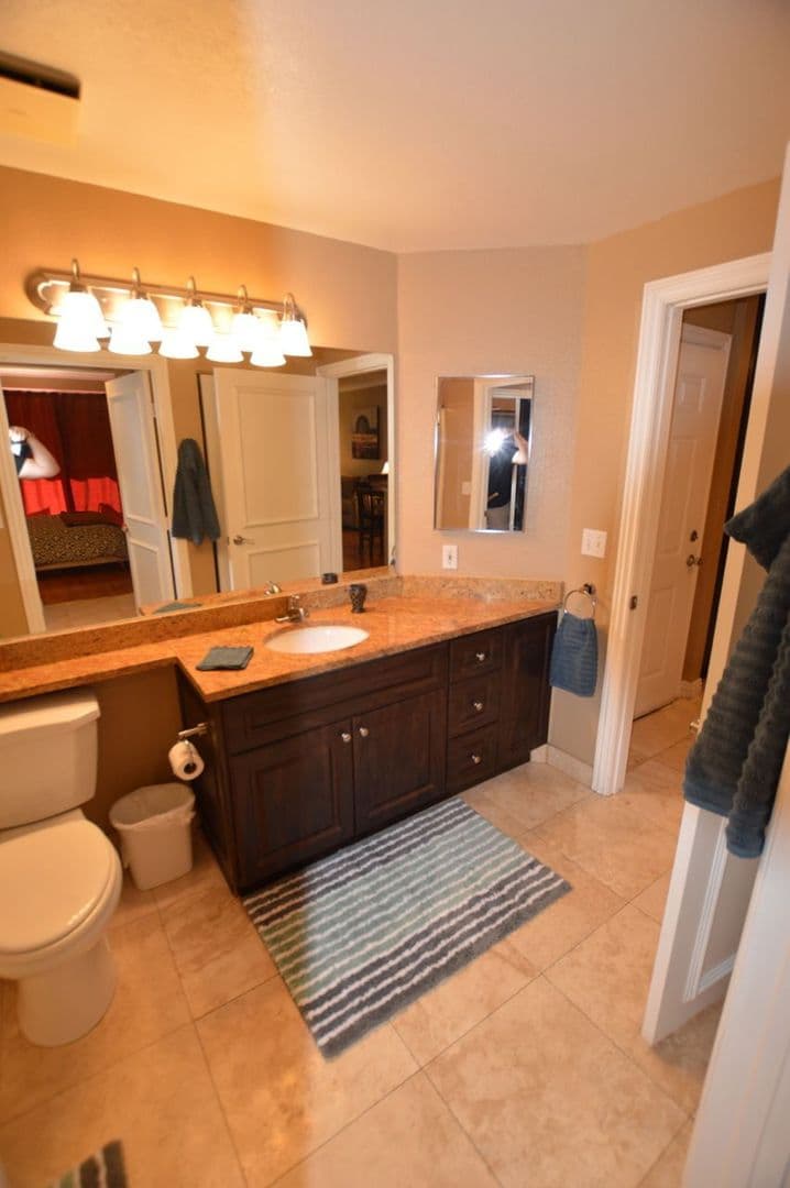 Las Vegas Condo: 260 E. Flamingo Rd. #335