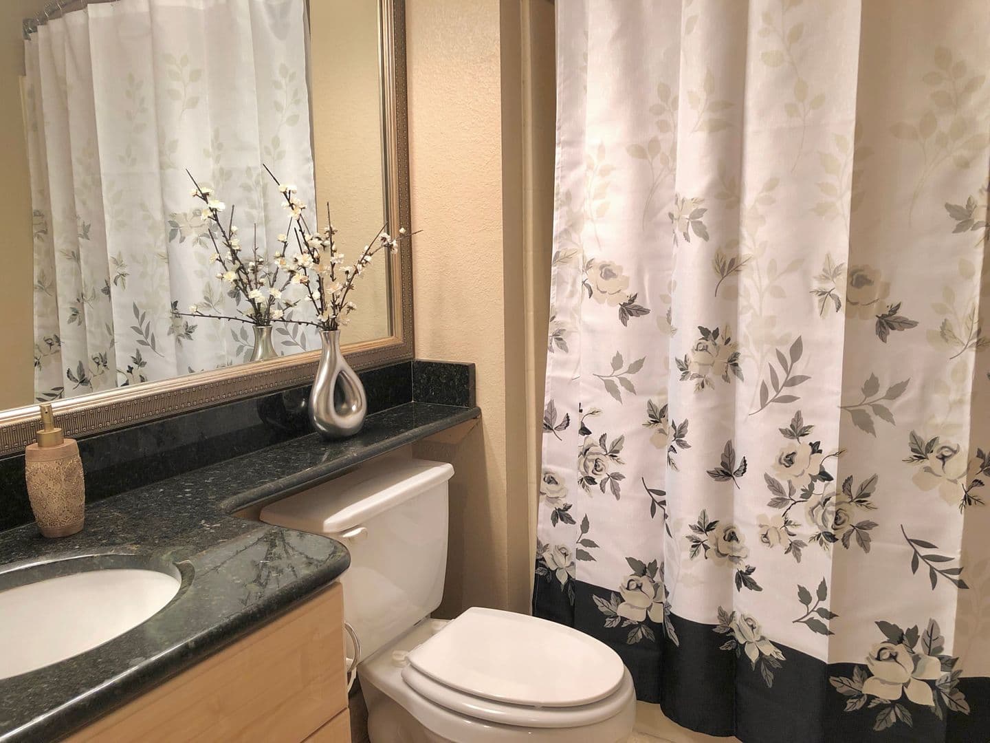 Las Vegas Condo: 270 E. Flamingo Rd
