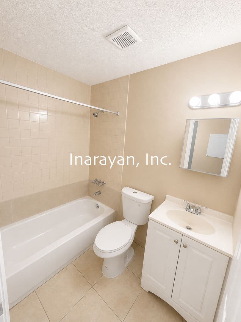 Daytona Beach Apartment: 115 Kingston Ave