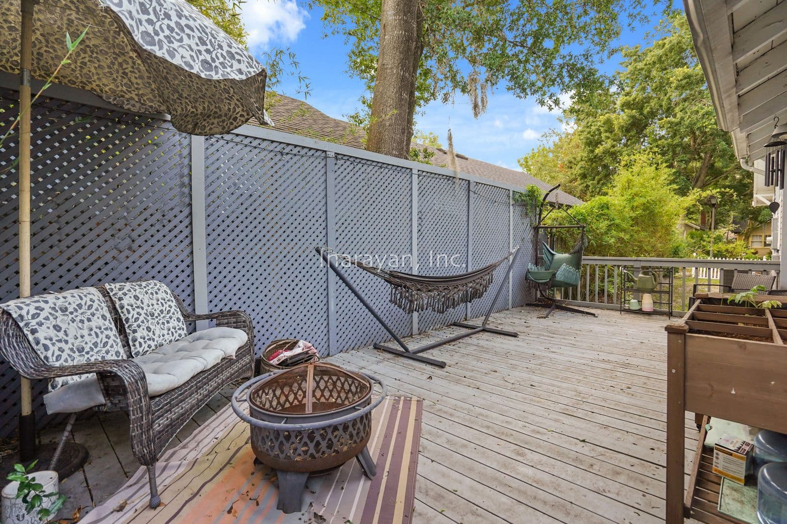 Maitland Apartment: 245 Orange Pl