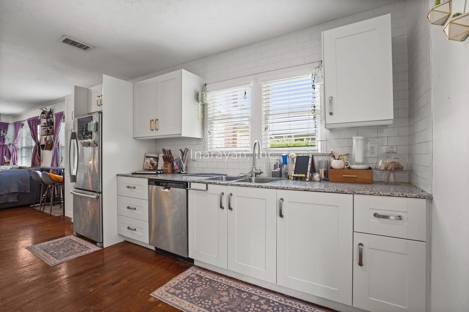 Maitland Apartment: 245 Orange Pl