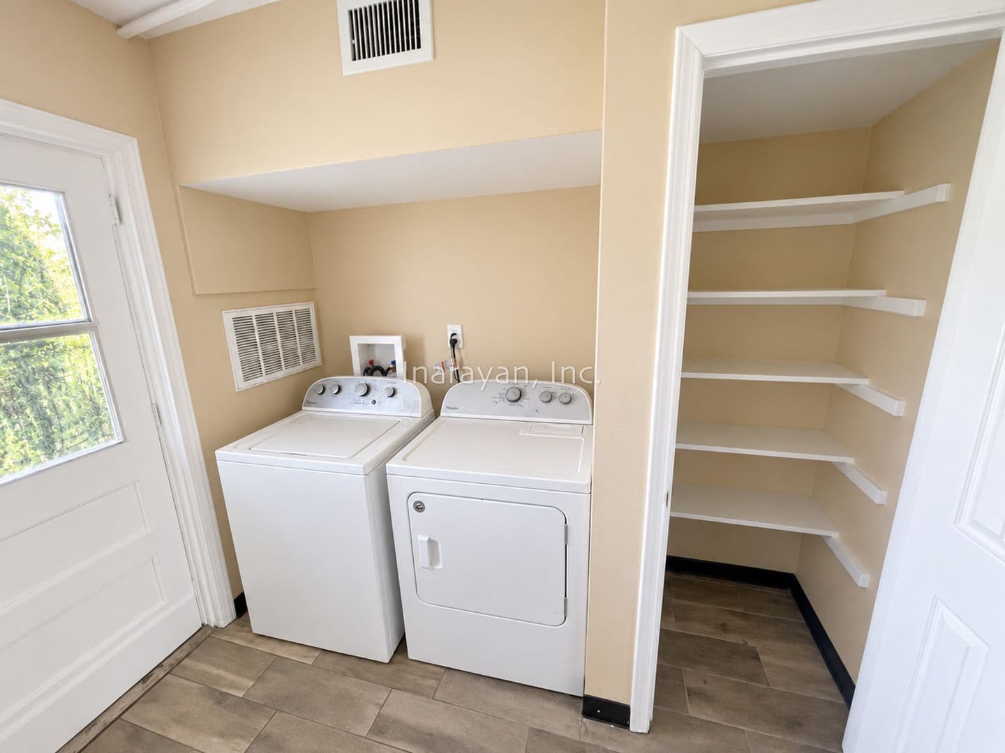 Orlando Apartment: 2015 - 2023 W Pine St.