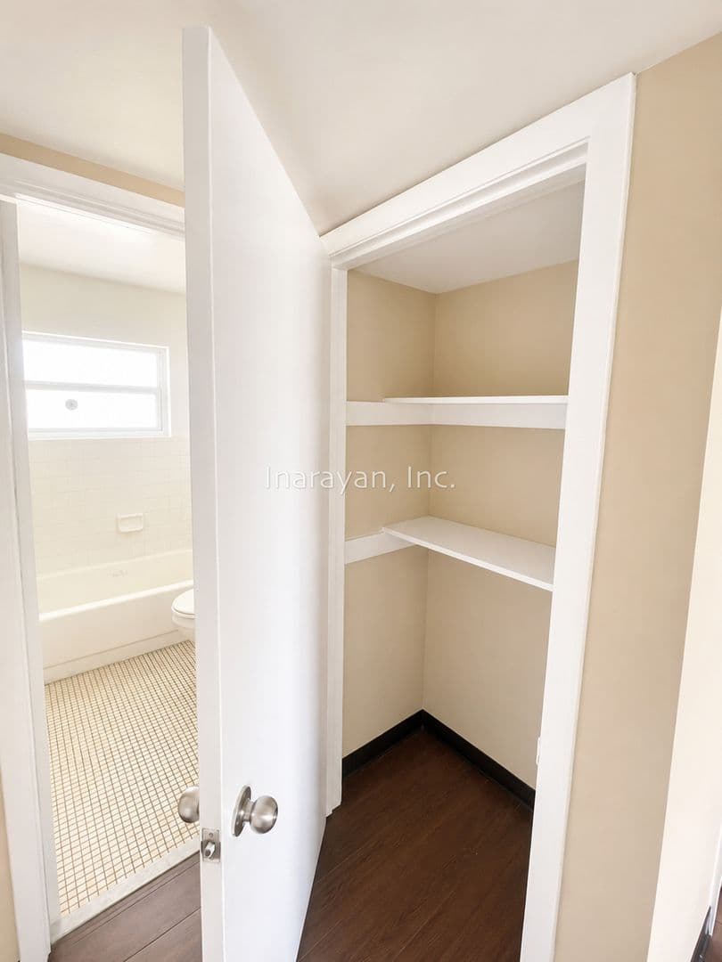 Orlando Apartment: 2015 - 2023 W Pine St.