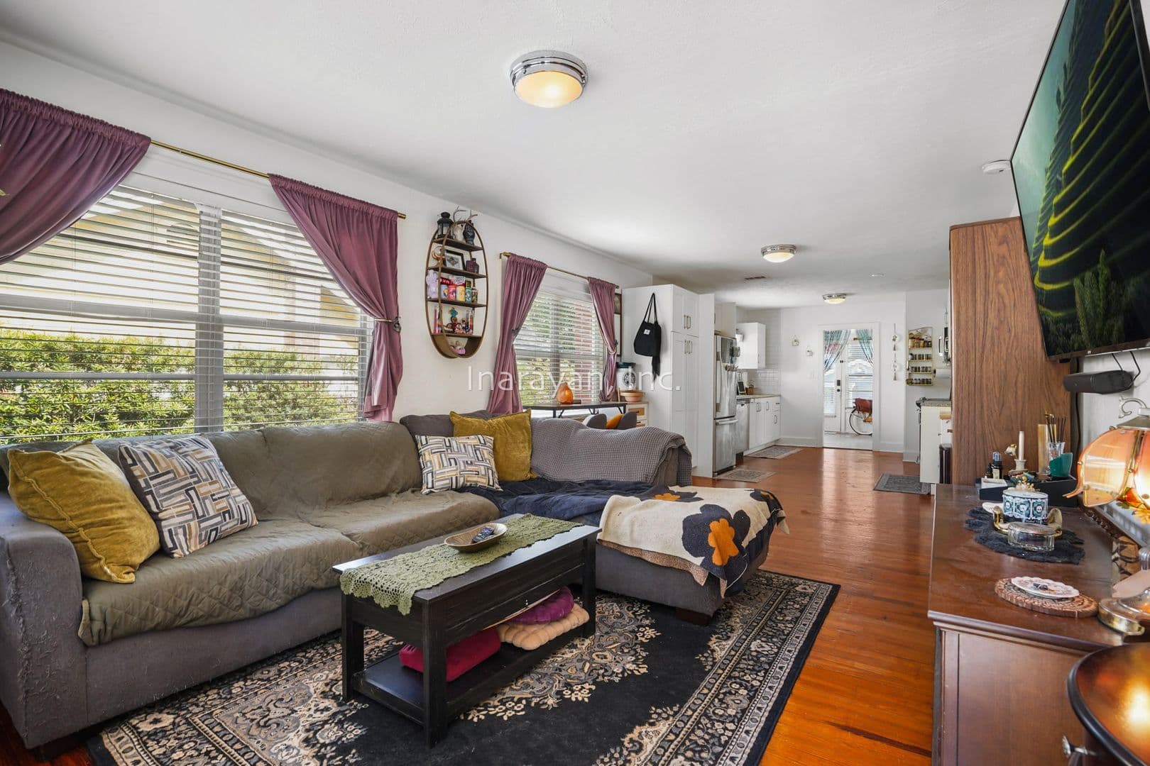 Maitland Apartment: 245 Orange Pl