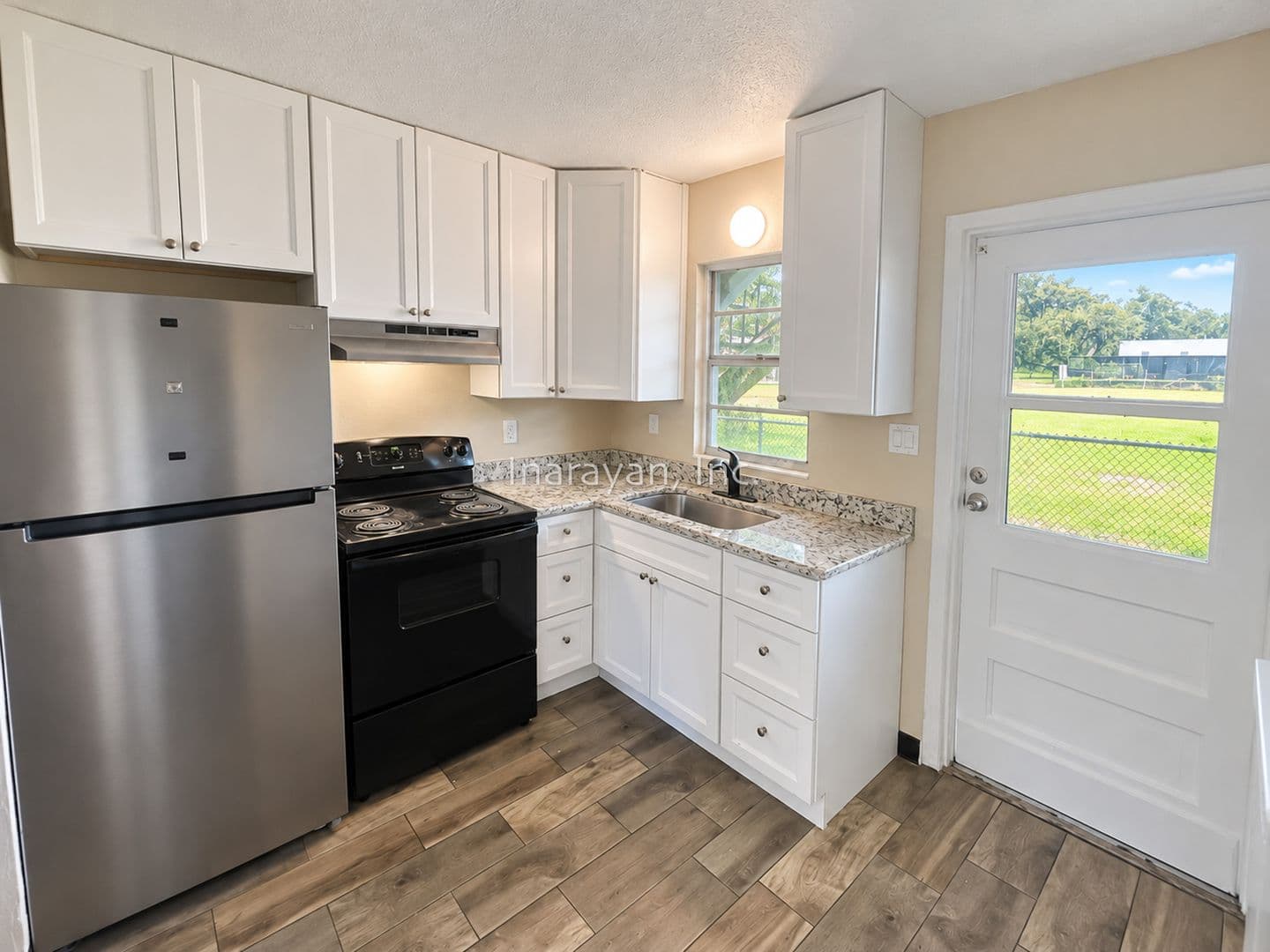 Orlando Apartment: 2015 - 2023 W Pine St.
