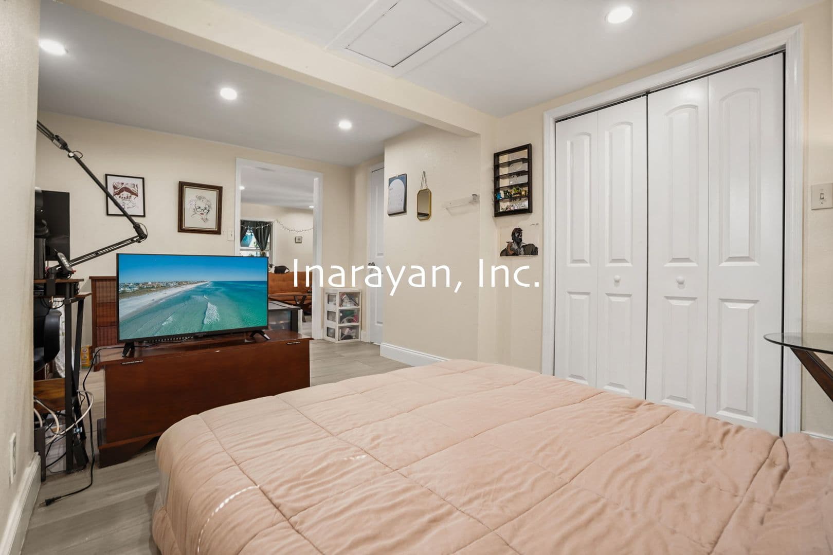 Maitland Apartment: 249 Orange Pl
