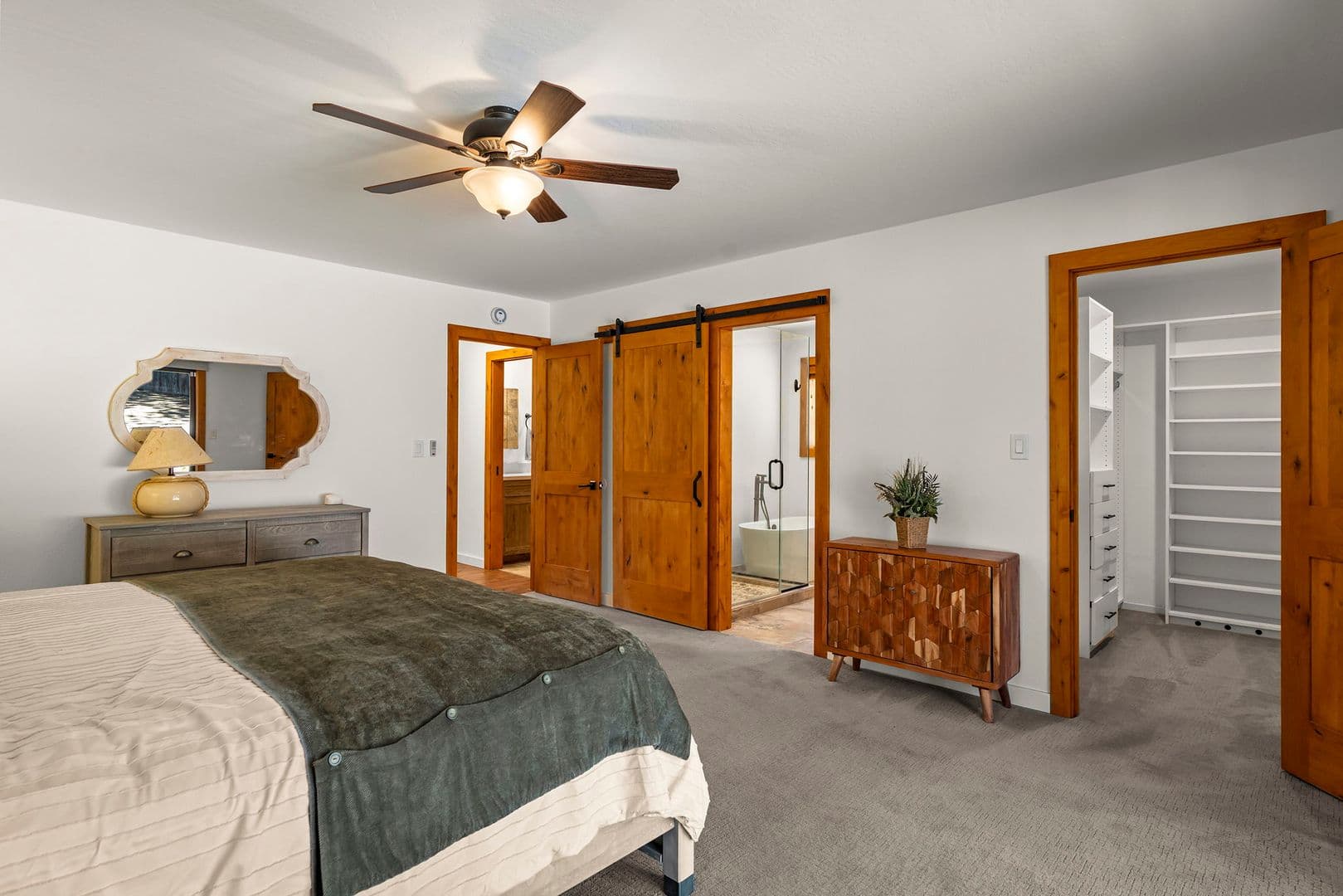 Incline Village House: 900 Donna