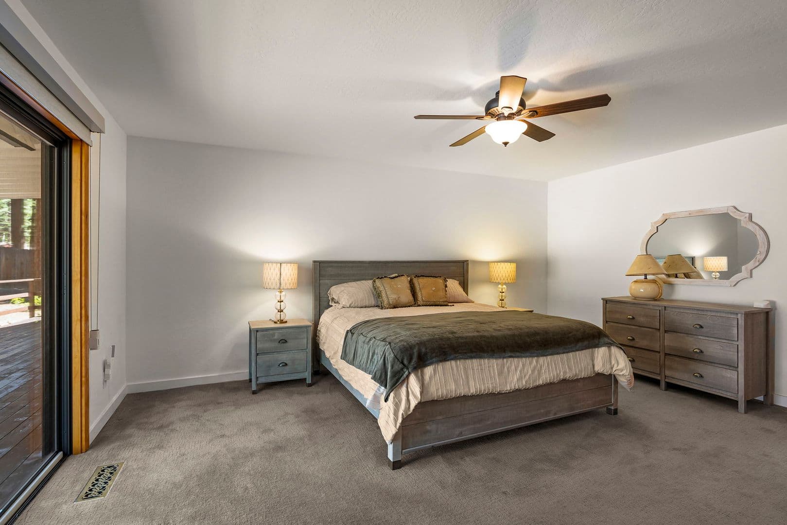 Incline Village House: 900 Donna