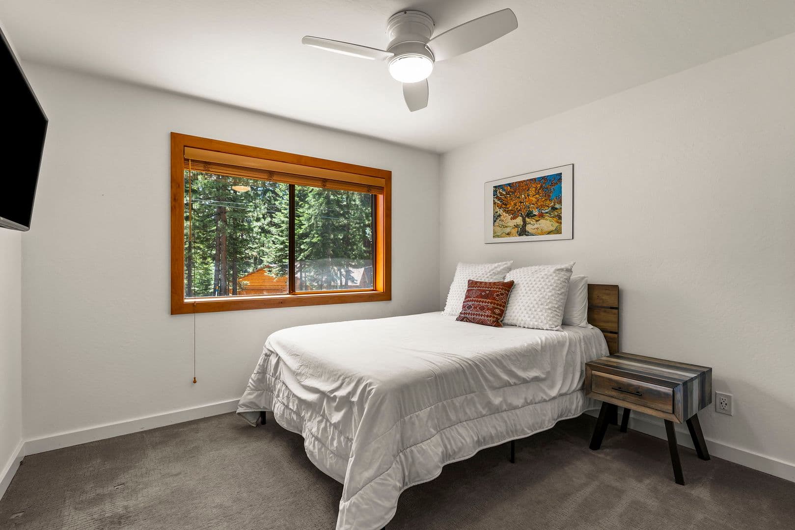 Incline Village House: 900 Donna