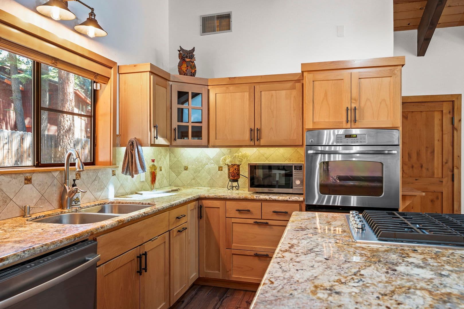 Incline Village House: 900 Donna