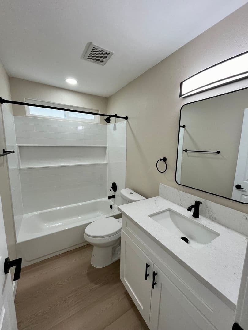 Escondido Apartment: 321 Waverly Place  - 10