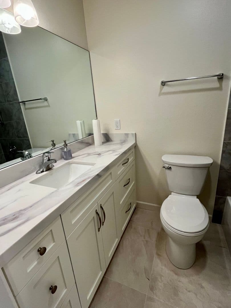 San Diego House: 3159 Lloyd Street
