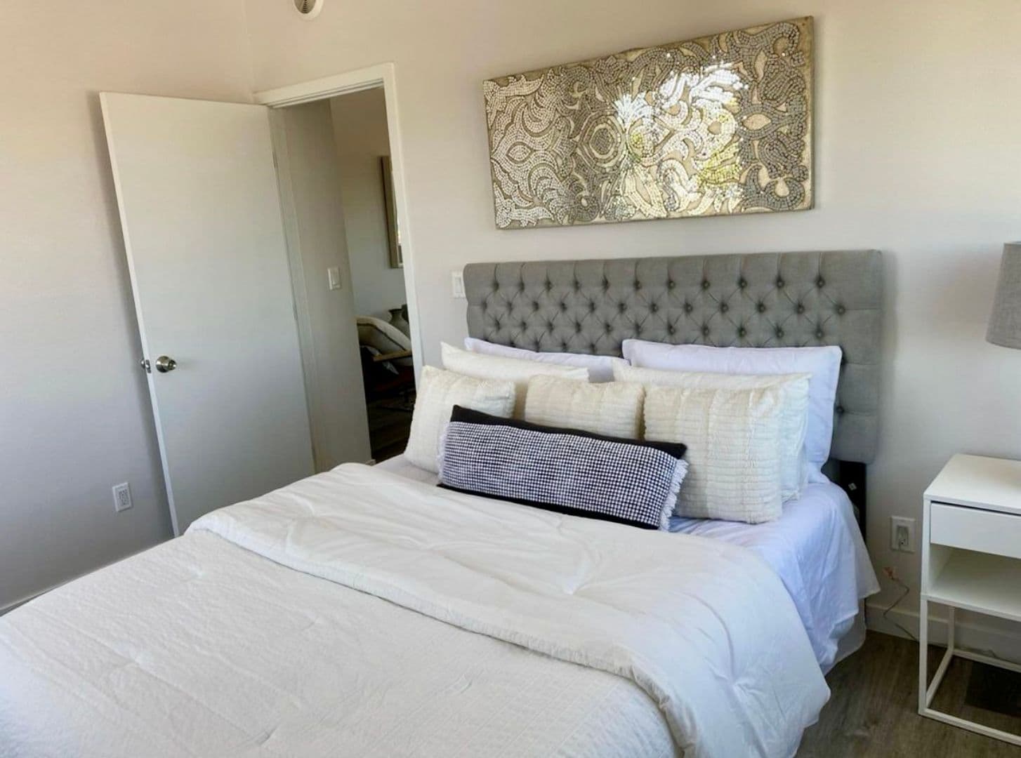 San Diego Apartment: 2187 Everett Avenue #3