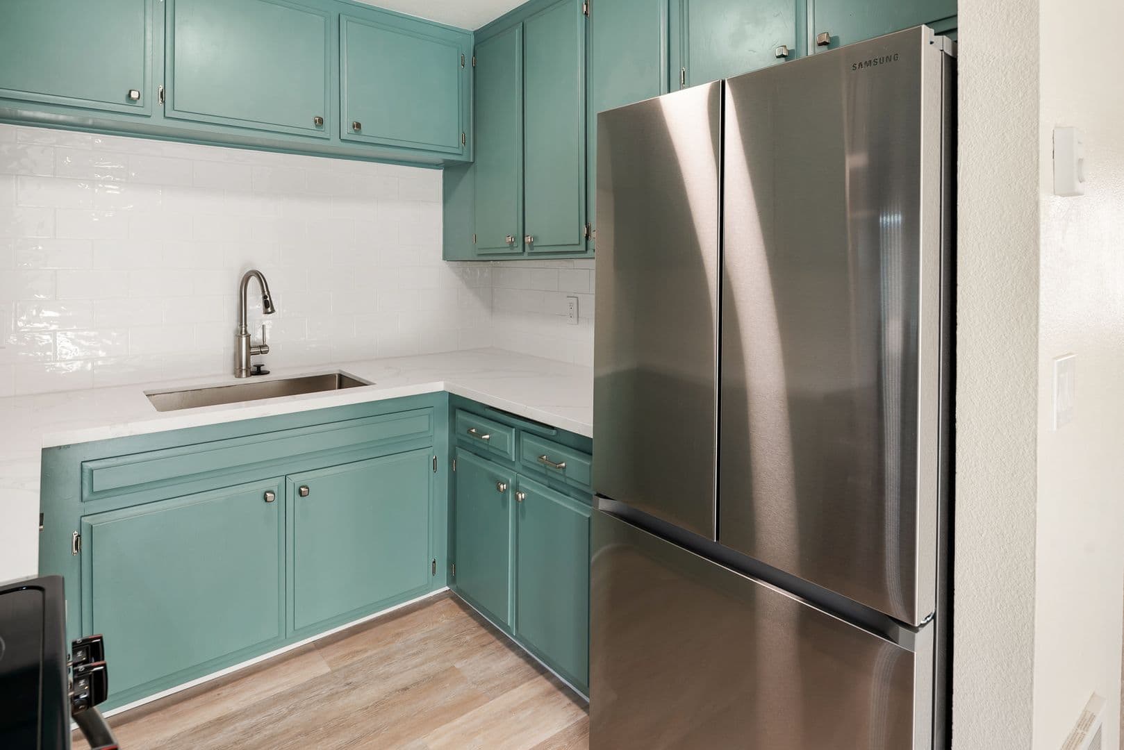 San Diego Apartment: 3736 Jemez Dr #6