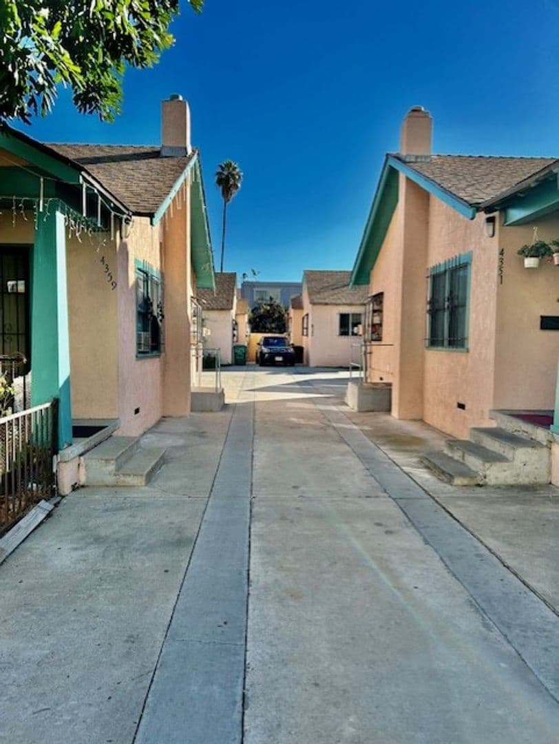 San Diego Apartment: 4355 44th Street