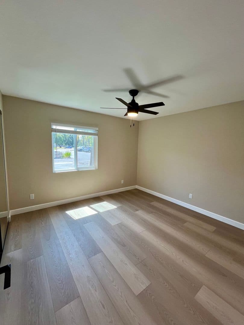 Escondido Apartment: 321 Waverly Place  - 10