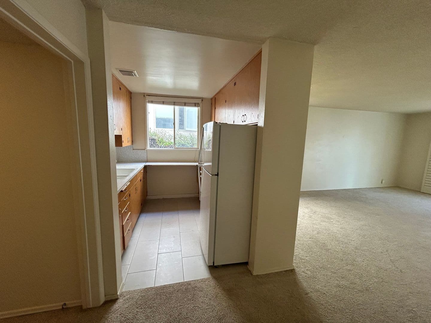 La Jolla Apartment: 344 Prospect St