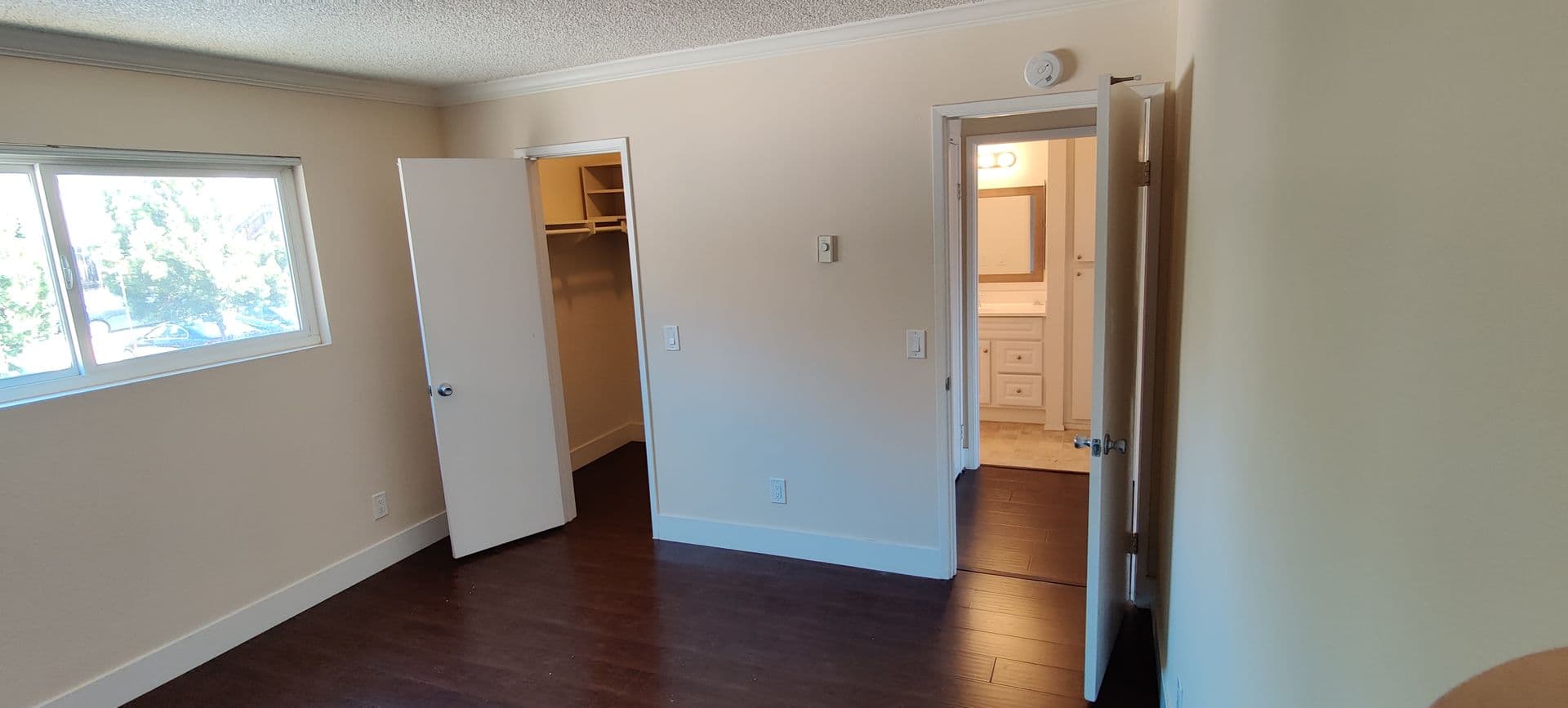 San Diego Apartment: 2030 Cypress Avenue