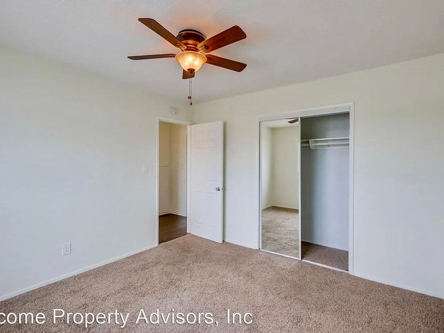 San Diego Apartment: 3827 Wilson Ave, #10